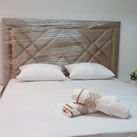 Amazing Appartement Au Centre Ville En Face Hilton & Gare Train De Tgv De Tanger 2N Ngoại thất bức ảnh