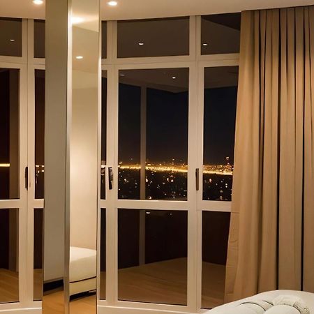 Amazing Appartement Au Centre Ville En Face Hilton & Gare Train De Tgv De Tanger 2N Ngoại thất bức ảnh