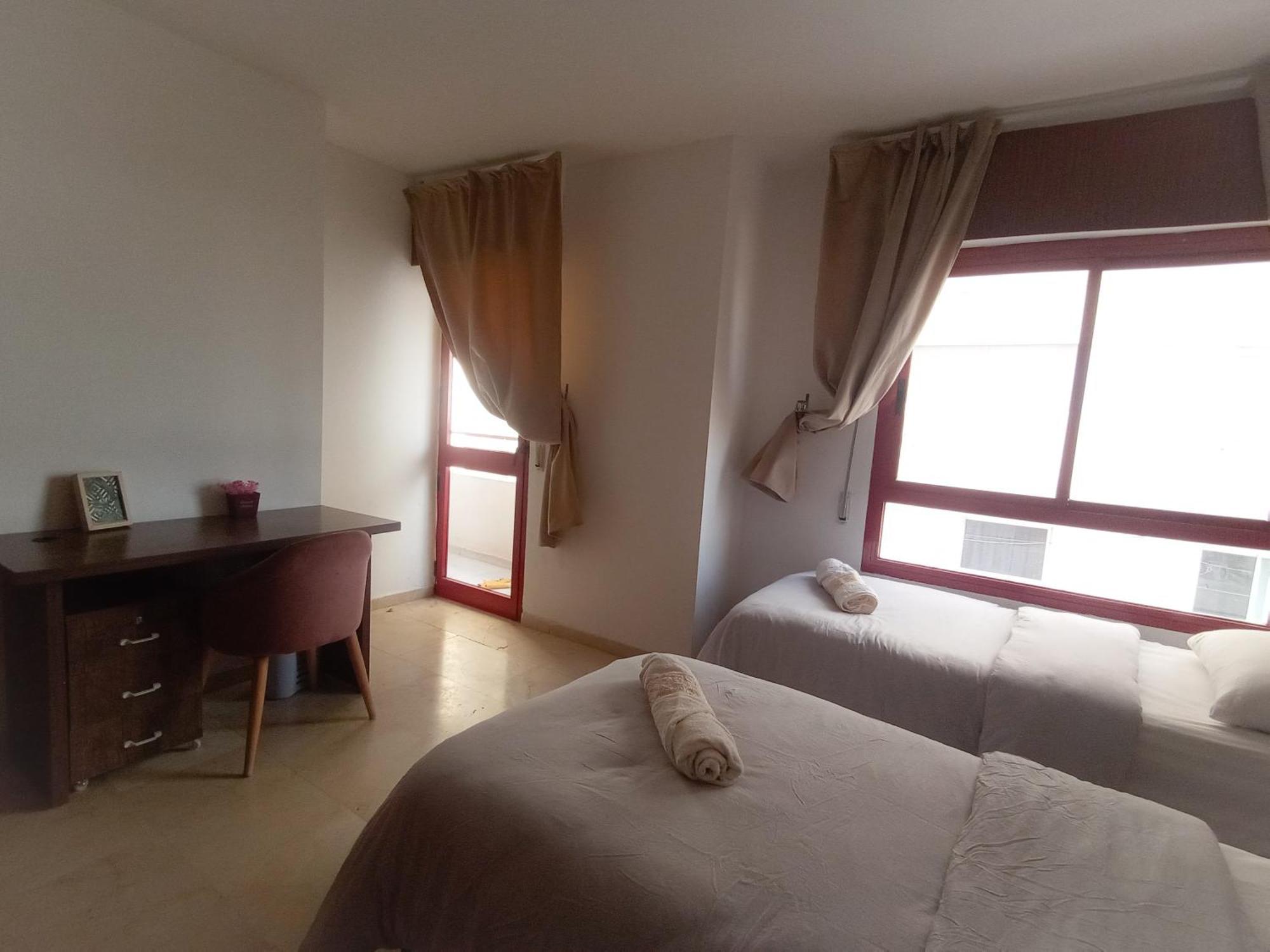 Amazing Appartement Au Centre Ville En Face Hilton & Gare Train De Tgv De Tanger 2N Ngoại thất bức ảnh