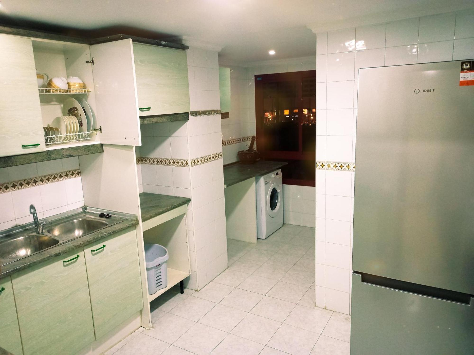 Amazing Appartement Au Centre Ville En Face Hilton & Gare Train De Tgv De Tanger 2N Ngoại thất bức ảnh